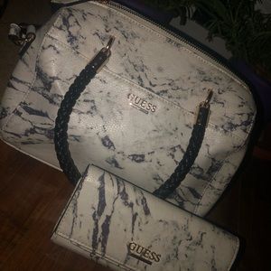 Marble Guess bag and wallet